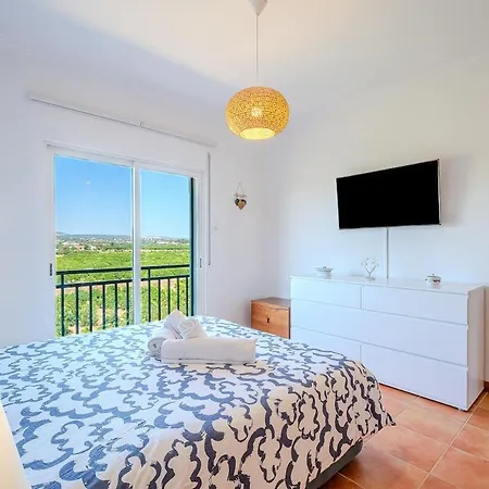 Braganca Paradise דירה *